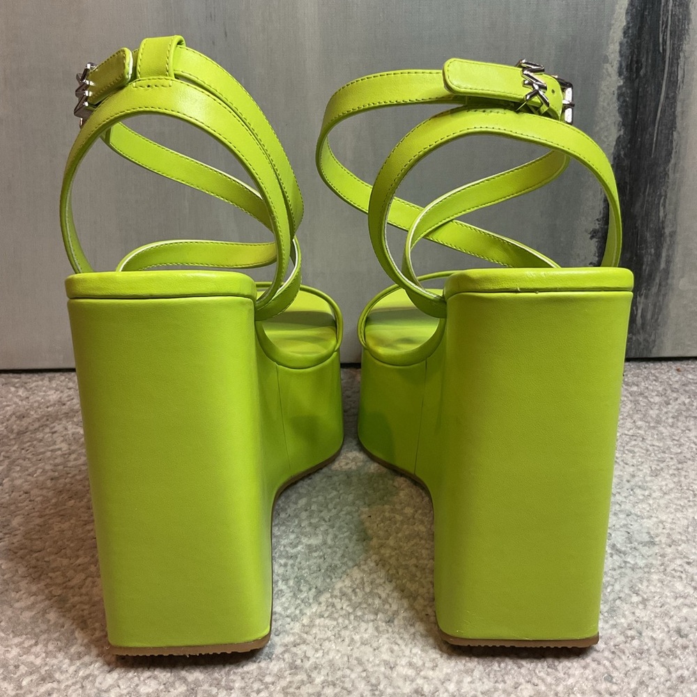 Michael Kors Paola Leather Wedge Sandals in Bright Limeade - 8M (NIB) - Picture 4 of 16